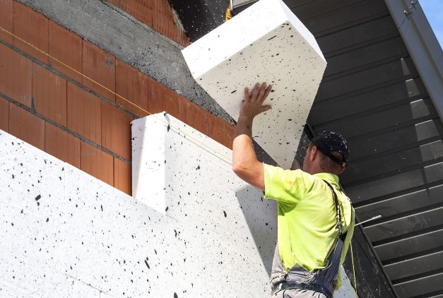 gevel met isolatiepanelen